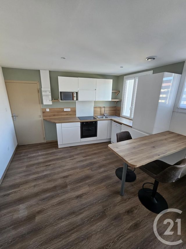 Appartement F2 &agrave; louer - 2 pi&egrave;ces - 36,70 m2 - Gerzat - 63 - AUVERGNE