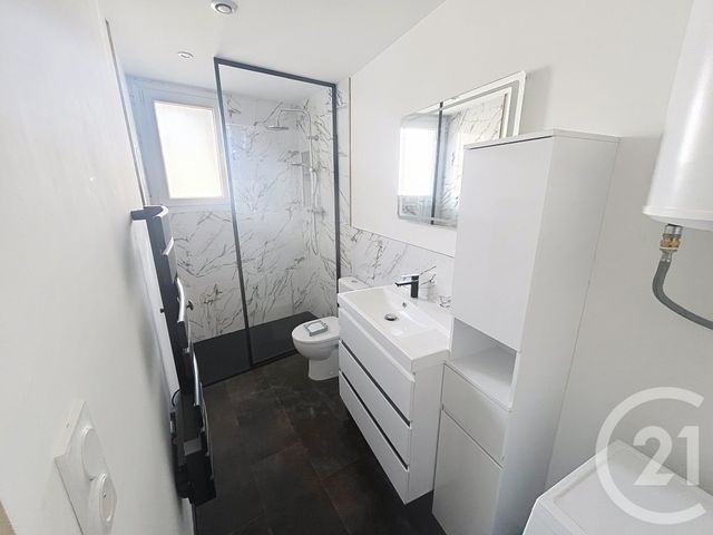 Appartement F2 &agrave; louer - 2 pi&egrave;ces - 36,70 m2 - Gerzat - 63 - AUVERGNE
