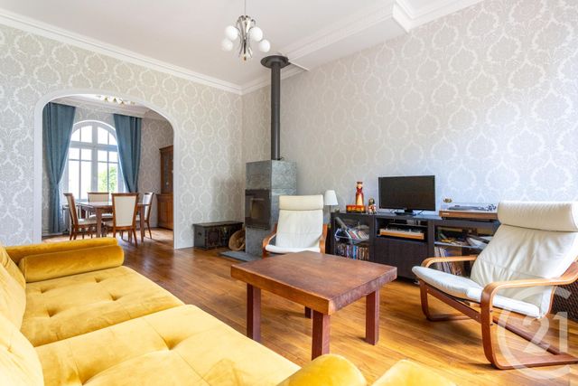 Maison &agrave; vendre - 7 pi&egrave;ces - 188 m2 - Chatel Guyon - 63 - AUVERGNE
