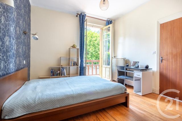 Maison &agrave; vendre - 7 pi&egrave;ces - 188 m2 - Chatel Guyon - 63 - AUVERGNE