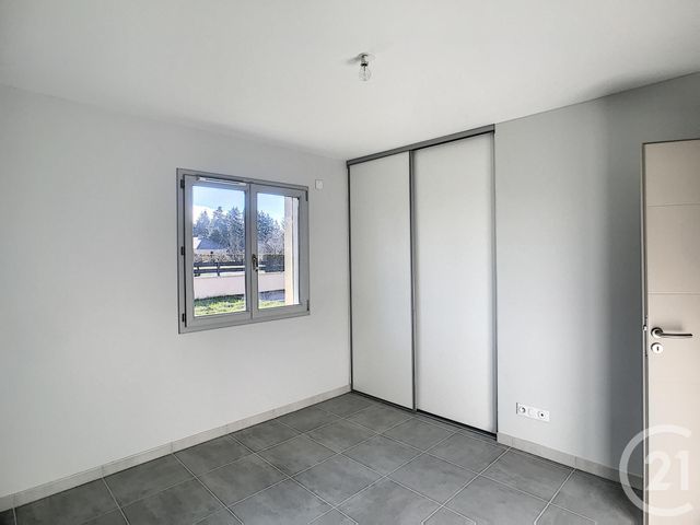 Maison &agrave; louer - 4 pi&egrave;ces - 117,06 m2 - St Gervais D Auvergne - 63 - AUVERGNE