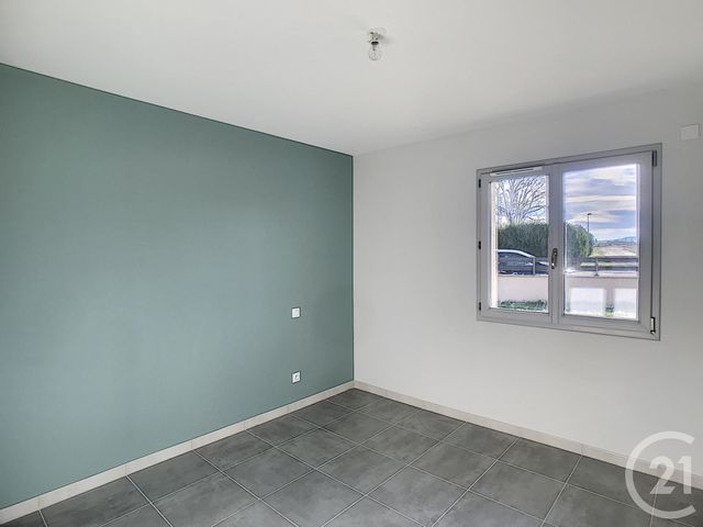 Maison &agrave; louer - 4 pi&egrave;ces - 117,06 m2 - St Gervais D Auvergne - 63 - AUVERGNE