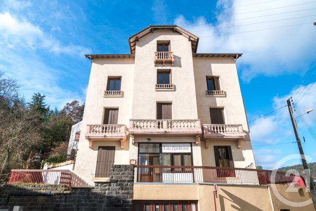 Appartement F4 &agrave; louer - 4 pi&egrave;ces - 80,80 m2 - Chatel Guyon - 63 - AUVERGNE