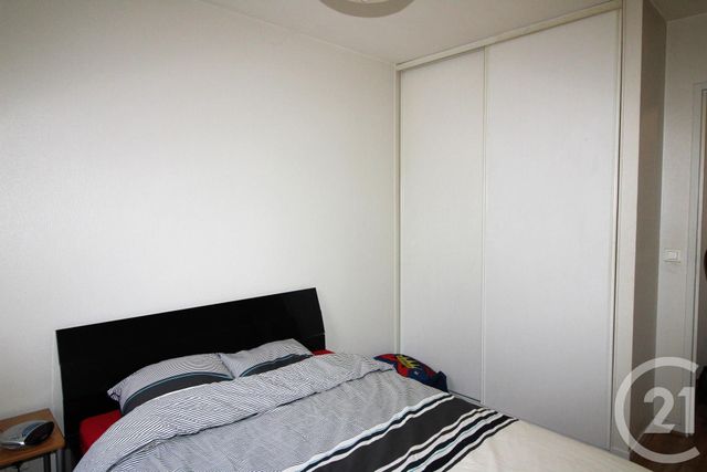 Appartement F2 &agrave; louer - 2 pi&egrave;ces - 33,50 m2 - Riom - 63 - AUVERGNE
