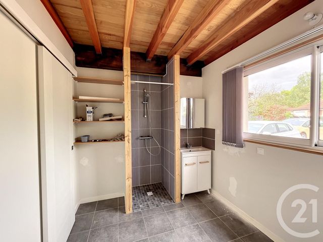 Maison &agrave; louer - 2 pi&egrave;ces - 37,47 m2 - Davayat - 63 - AUVERGNE