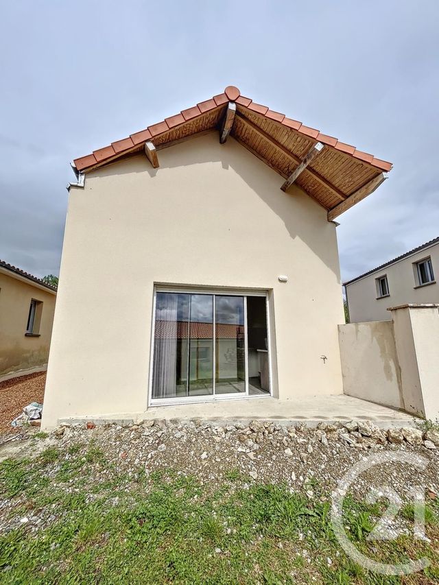 Maison &agrave; louer - 2 pi&egrave;ces - 37,47 m2 - Davayat - 63 - AUVERGNE