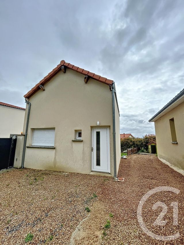 Maison &agrave; louer - 2 pi&egrave;ces - 37,47 m2 - Davayat - 63 - AUVERGNE