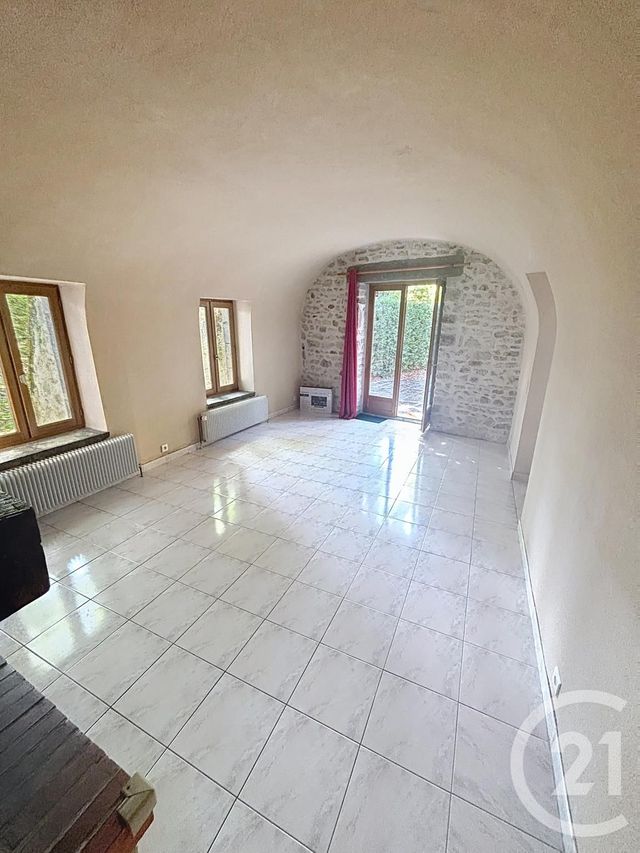 Maison &agrave; louer - 4 pi&egrave;ces - 77 m2 - Prompsat - 63 - AUVERGNE