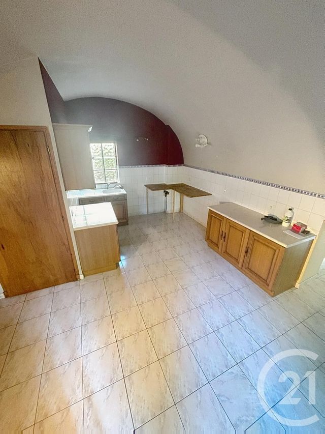 Maison &agrave; louer - 4 pi&egrave;ces - 77 m2 - Prompsat - 63 - AUVERGNE