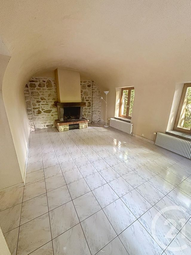 Maison &agrave; louer - 4 pi&egrave;ces - 77 m2 - Prompsat - 63 - AUVERGNE