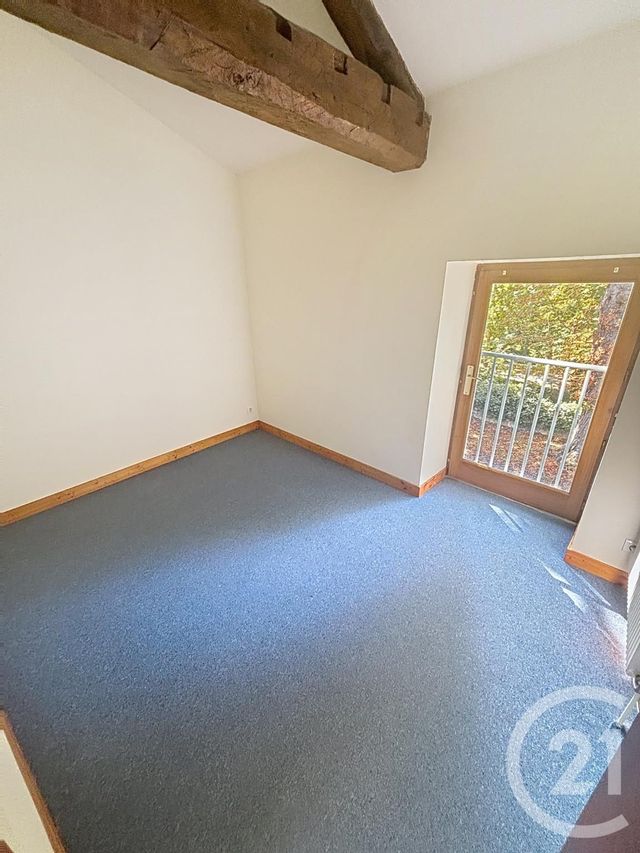 Maison &agrave; louer - 4 pi&egrave;ces - 77 m2 - Prompsat - 63 - AUVERGNE