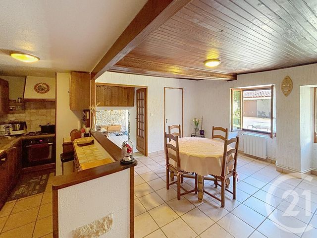 Maison &agrave; vendre - 6 pi&egrave;ces - 153,72 m2 - Chapdes Beaufort - 63 - AUVERGNE
