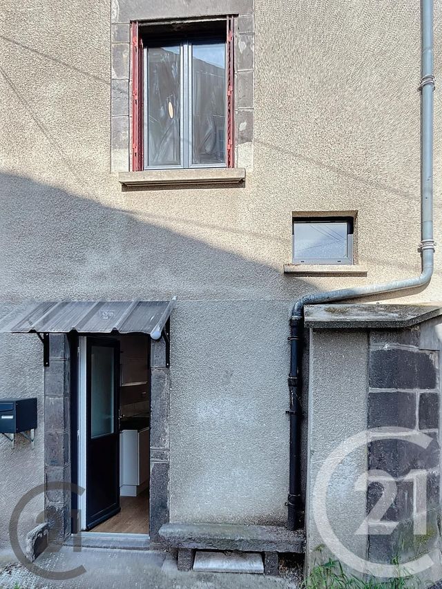 Maison &agrave; louer - 3 pi&egrave;ces - 48,02 m2 - Volvic - 63 - AUVERGNE