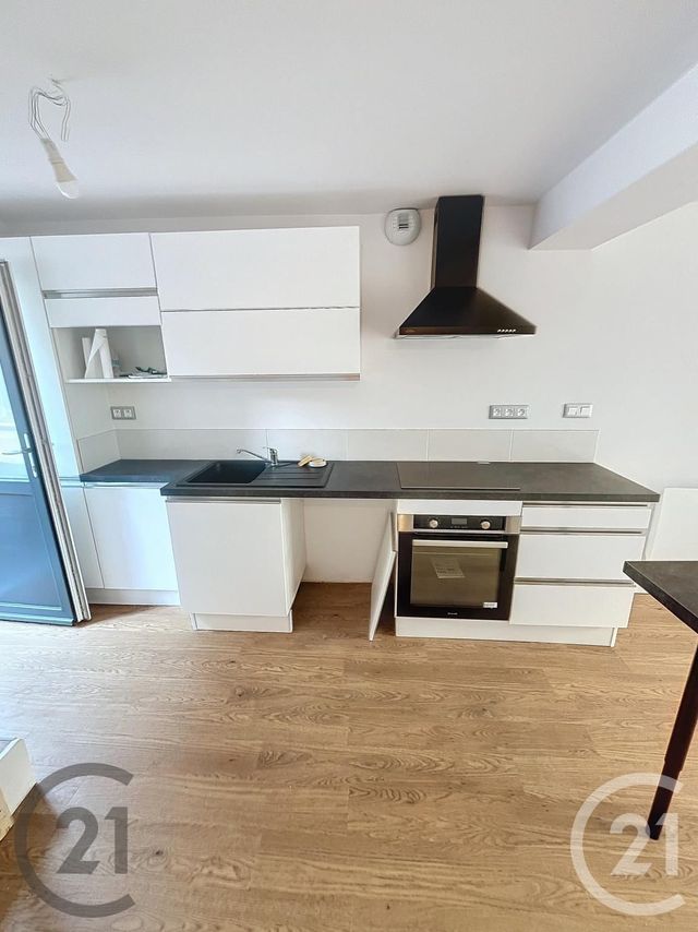Maison &agrave; louer - 3 pi&egrave;ces - 48,02 m2 - Volvic - 63 - AUVERGNE