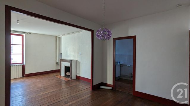 Appartement F2 &agrave; louer - 2 pi&egrave;ces - 62,08 m2 - Riom - 63 - AUVERGNE