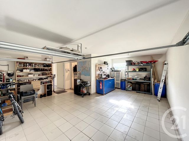 Maison &agrave; louer - 4 pi&egrave;ces - 90,80 m2 - Landogne - 63 - AUVERGNE