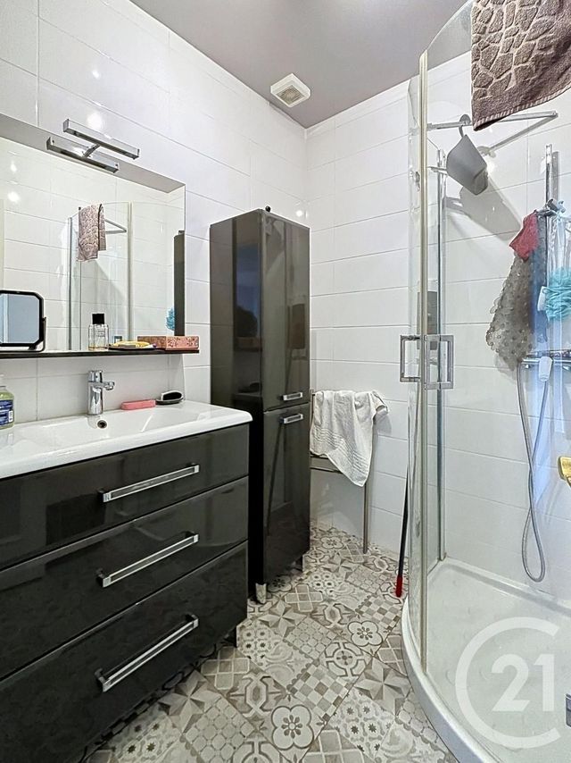 Maison &agrave; vendre - 4 pi&egrave;ces - 80,83 m2 - Riom - 63 - AUVERGNE