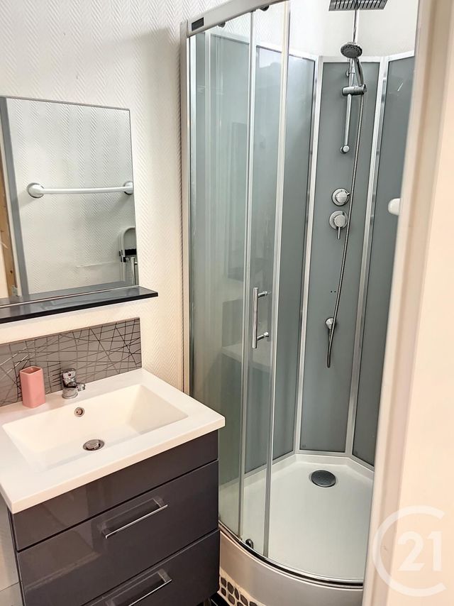 Appartement Studio &agrave; louer - 1 pi&egrave;ce - 23,58 m2 - Vichy - 03 - AUVERGNE