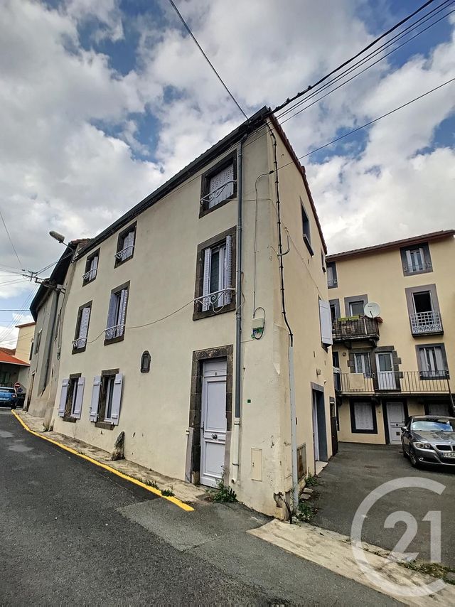 Appartement F3 &agrave; louer - 3 pi&egrave;ces - 67,06 m2 - Chatelguyon - 63 - AUVERGNE