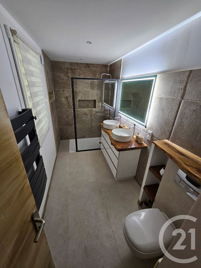 Appartement F3 &agrave; louer - 3 pi&egrave;ces - 68,45 m2 - Gerzat - 63 - AUVERGNE