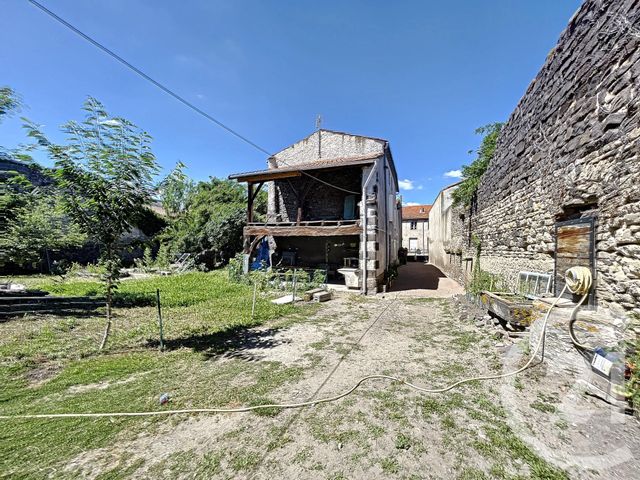 Appartement F4 &agrave; louer - 4 pi&egrave;ces - 78,74 m2 - Ennezat - 63 - AUVERGNE