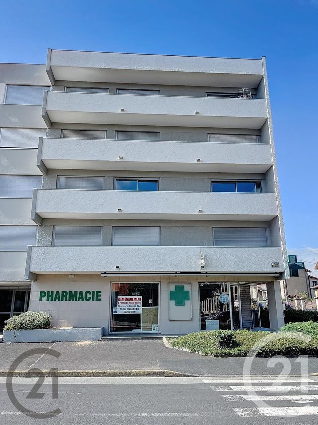Appartement F4 &agrave; louer - 4 pi&egrave;ces - 98,46 m2 - Riom - 63 - AUVERGNE
