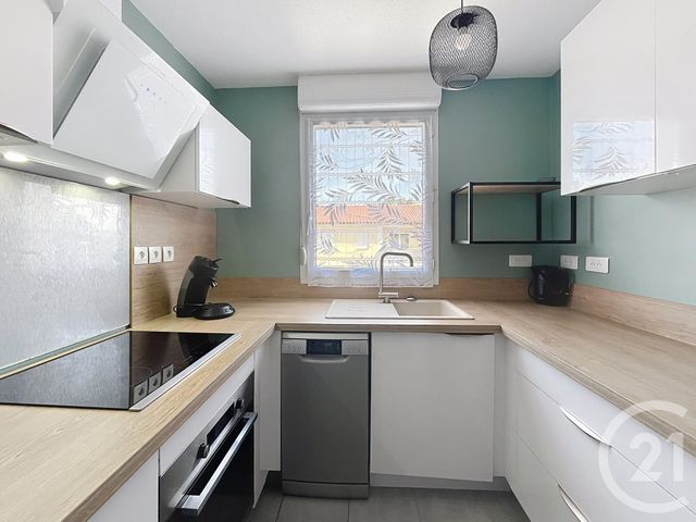 Appartement F2 &agrave; louer - 2 pi&egrave;ces - 45,13 m2 - Gerzat - 63 - AUVERGNE