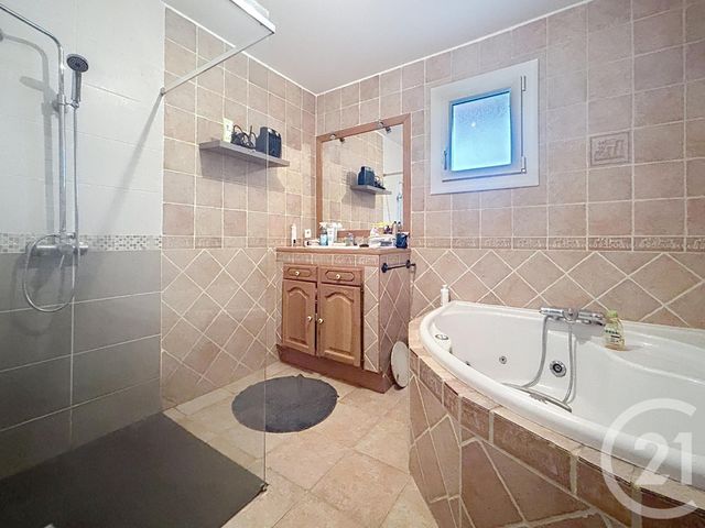 Maison &agrave; vendre - 5 pi&egrave;ces - 127 m2 - Thuret - 63 - AUVERGNE