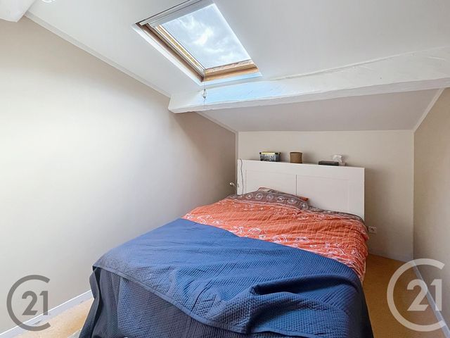 Appartement F3 &agrave; louer - 3 pi&egrave;ces - 52,43 m2 - Volvic - 63 - AUVERGNE