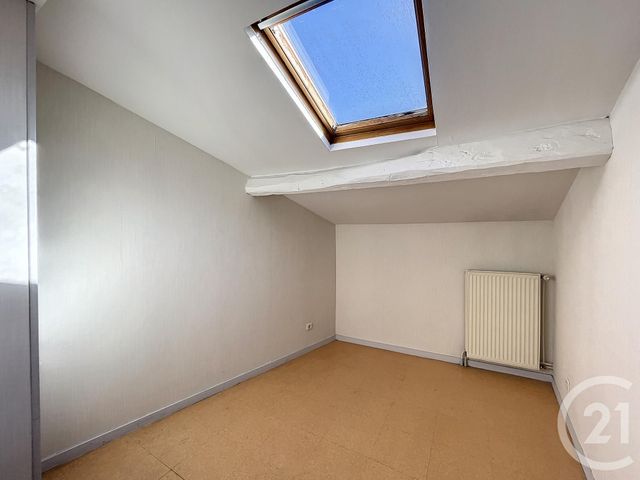 Appartement F3 &agrave; louer - 3 pi&egrave;ces - 52,43 m2 - Volvic - 63 - AUVERGNE