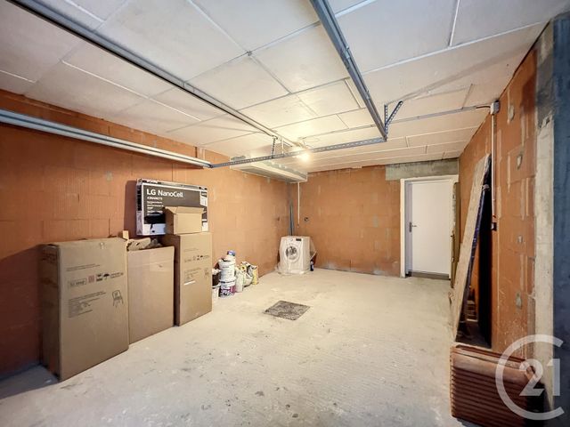 Maison &agrave; louer - 6 pi&egrave;ces - 142,70 m2 - Riom - 63 - AUVERGNE