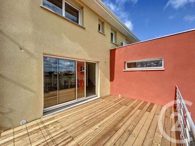 Maison &agrave; louer - 6 pi&egrave;ces - 142,70 m2 - Riom - 63 - AUVERGNE