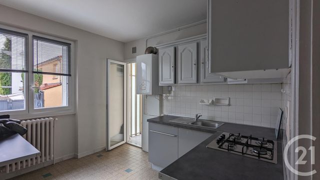 Appartement F2 &agrave; louer - 2 pi&egrave;ces - 42,17 m2 - Clermont Ferrand - 63 - AUVERGNE