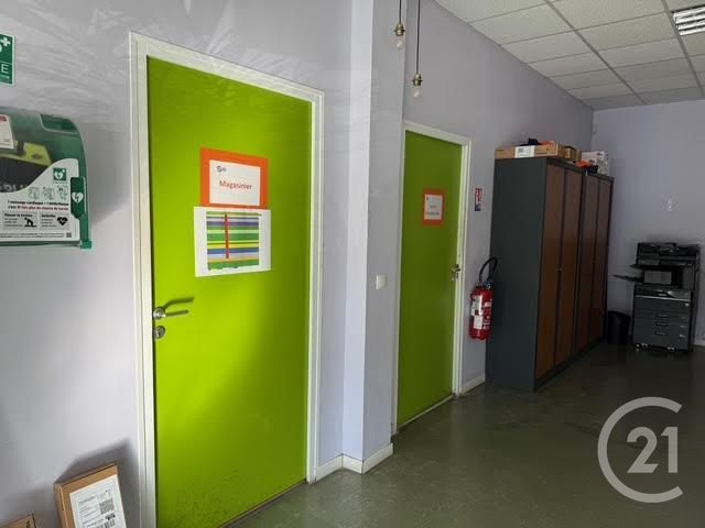 Local commercial à vendre - 1200.0 m2 - 78 - Yvelines