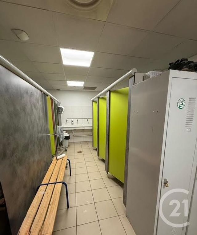 Local commercial à vendre - 1200.0 m2 - 78 - Yvelines