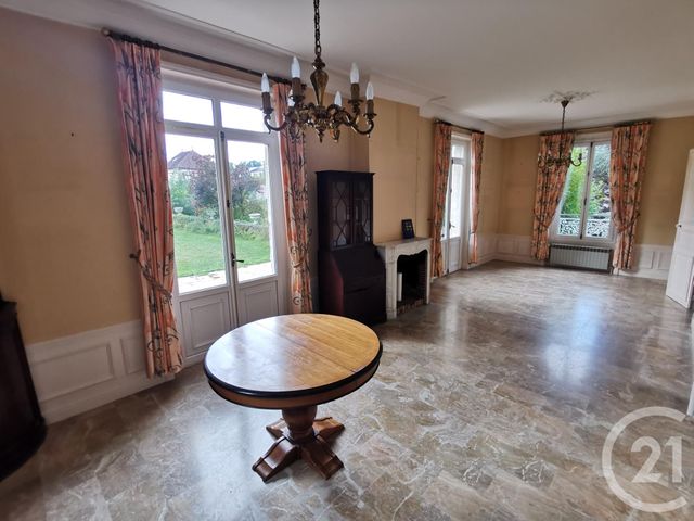 Maison &agrave; vendre - 8 pi&egrave;ces - 200 m2 - Trie Chateau - 60 - PICARDIE