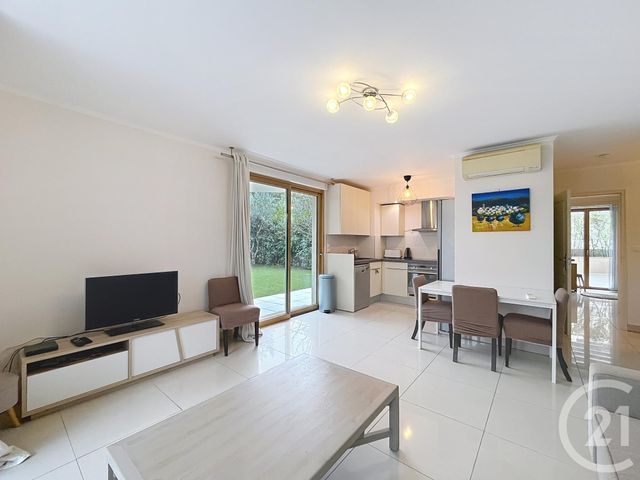 Appartement T3 &agrave; vendre - 3 pi&egrave;ces - 62 m2 - Cavalaire Sur Mer - 83 - PROVENCE-ALPES-COTE-D-AZUR