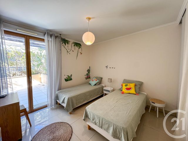 Appartement T3 à vendre - 3 pièces - 62 m2 - Cavalaire Sur Mer - 83 - PROVENCE-ALPES-COTE-D-AZUR