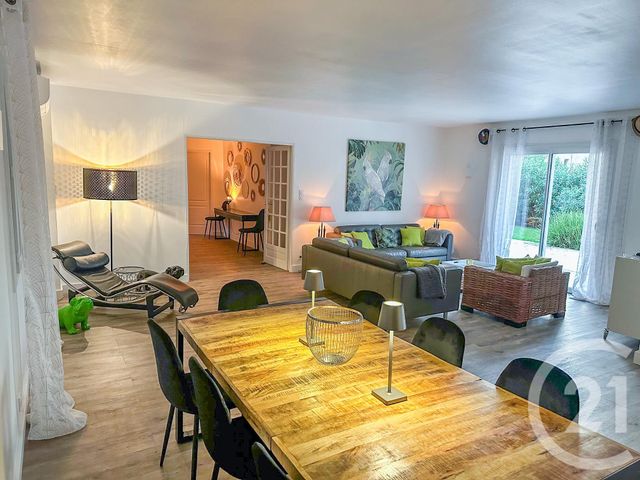 Maison à vendre - 7 pièces - 172 m2 - La Croix Valmer - 83 - PROVENCE-ALPES-COTE-D-AZUR