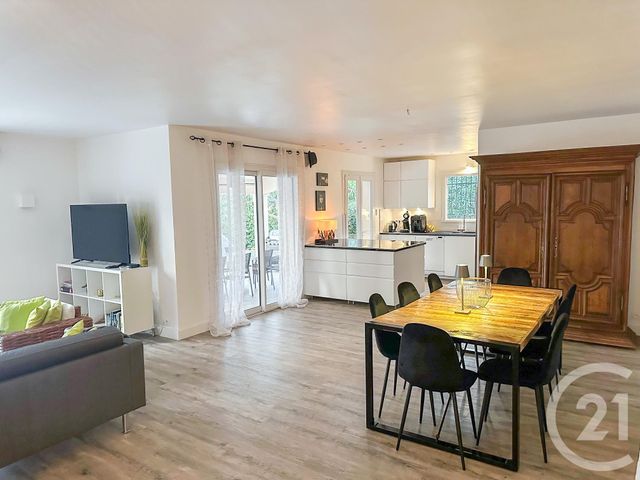 Maison à vendre - 7 pièces - 172 m2 - La Croix Valmer - 83 - PROVENCE-ALPES-COTE-D-AZUR