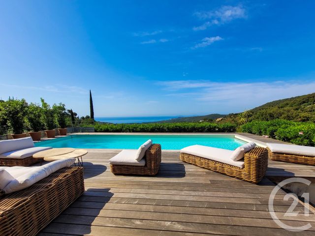 Maison à vendre - 5 pièces - 200 m2 - La Croix Valmer - 83 - PROVENCE-ALPES-COTE-D-AZUR