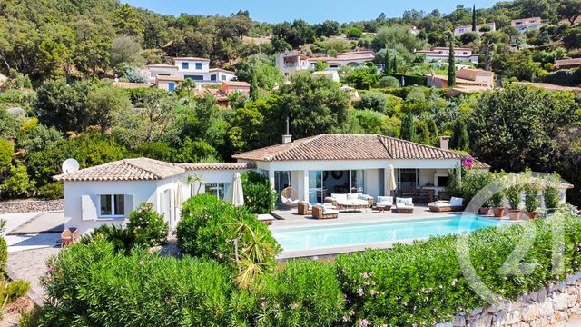 Maison à vendre - 5 pièces - 200 m2 - La Croix Valmer - 83 - PROVENCE-ALPES-COTE-D-AZUR