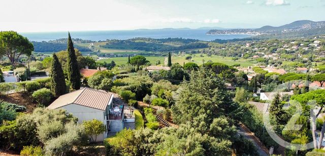 Maison à vendre - 4 pièces - 120 m2 - La Croix Valmer - 83 - PROVENCE-ALPES-COTE-D-AZUR