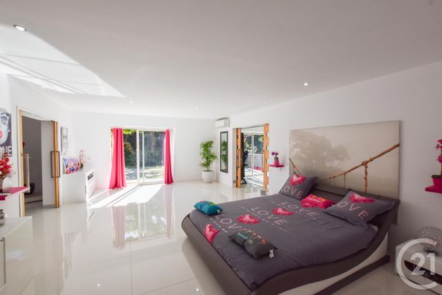 Maison à vendre - 6 pièces - 554 m2 - Le Lavandou - 83 - PROVENCE-ALPES-COTE-D-AZUR