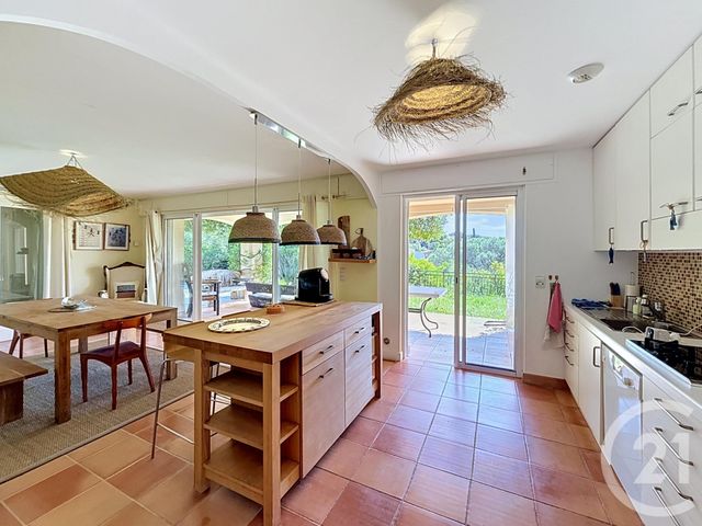 Maison &agrave; vendre - 8 pi&egrave;ces - 240 m2 - Cavalaire Sur Mer - 83 - PROVENCE-ALPES-COTE-D-AZUR