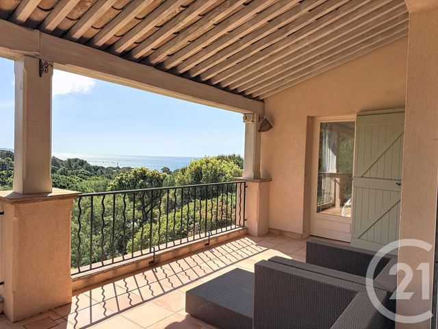 Maison &agrave; vendre - 8 pi&egrave;ces - 240 m2 - Cavalaire Sur Mer - 83 - PROVENCE-ALPES-COTE-D-AZUR