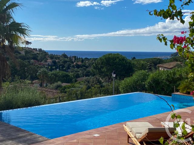 Maison &agrave; vendre - 7 pi&egrave;ces - 180 m2 - Cavalaire Sur Mer - 83 - PROVENCE-ALPES-COTE-D-AZUR