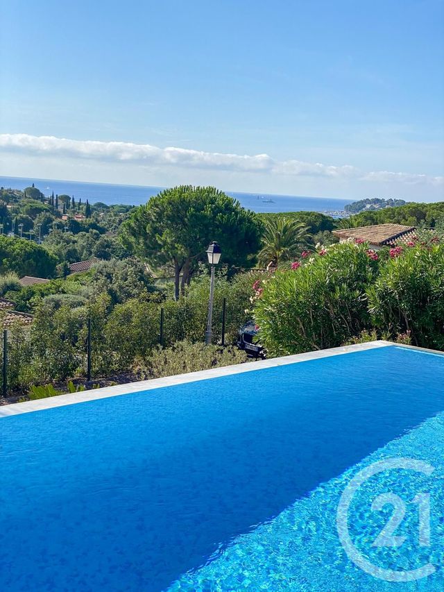 Maison &agrave; vendre - 7 pi&egrave;ces - 180 m2 - Cavalaire Sur Mer - 83 - PROVENCE-ALPES-COTE-D-AZUR