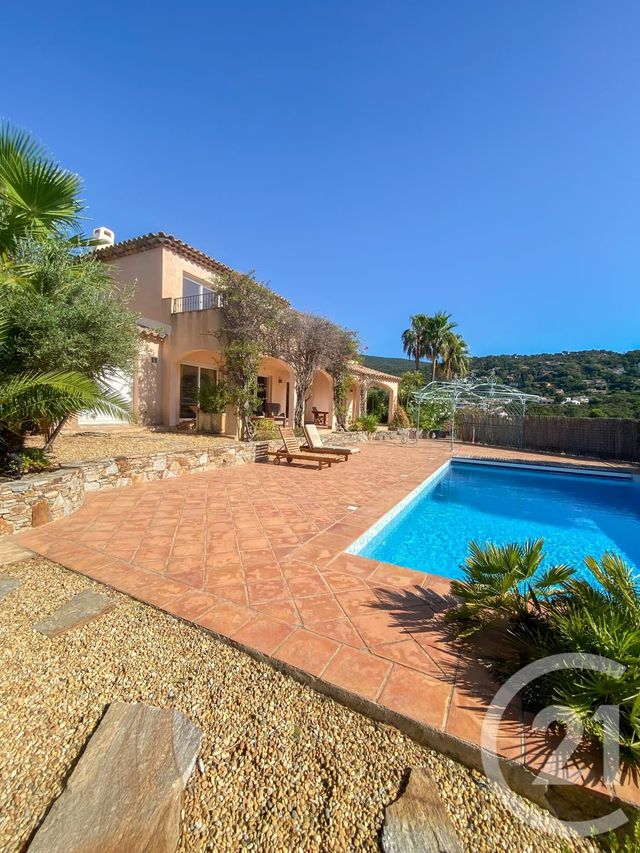Maison &agrave; vendre - 7 pi&egrave;ces - 180 m2 - Cavalaire Sur Mer - 83 - PROVENCE-ALPES-COTE-D-AZUR