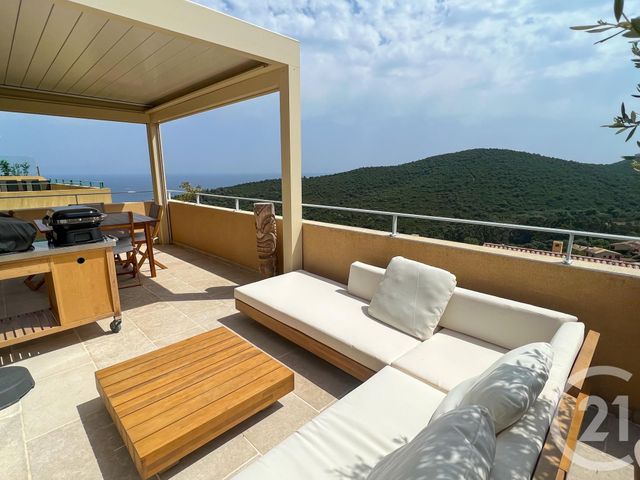 Appartement à vendre - 3 pièces - 63,23 m2 - Cavalaire Sur Mer - 83 - PROVENCE-ALPES-COTE-D-AZUR